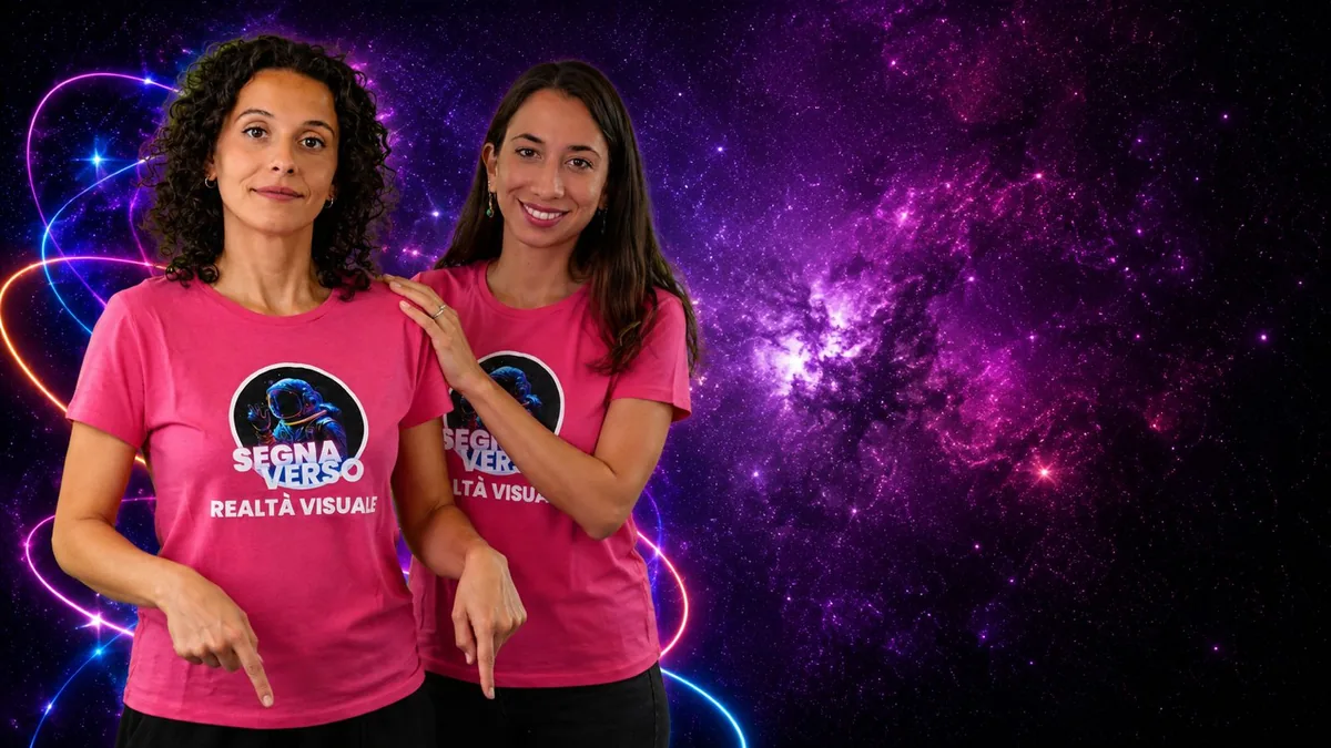 Due docenti di SegnaVerso, una con la mano sulla spalla dell'altra, indicano verso il basso presentando il corso base di LIS in presenza a Ostia; sfondo di nebulosa viola con scie luminose.